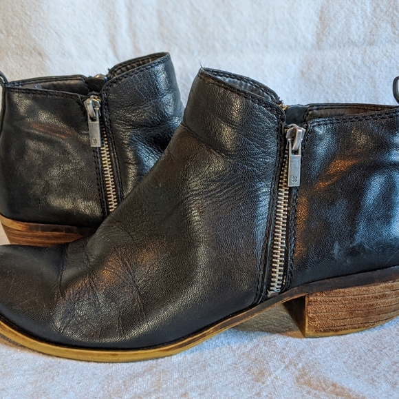 Lucky Brand Shoes - Lucky Brand Double Zipper Ankle Boots